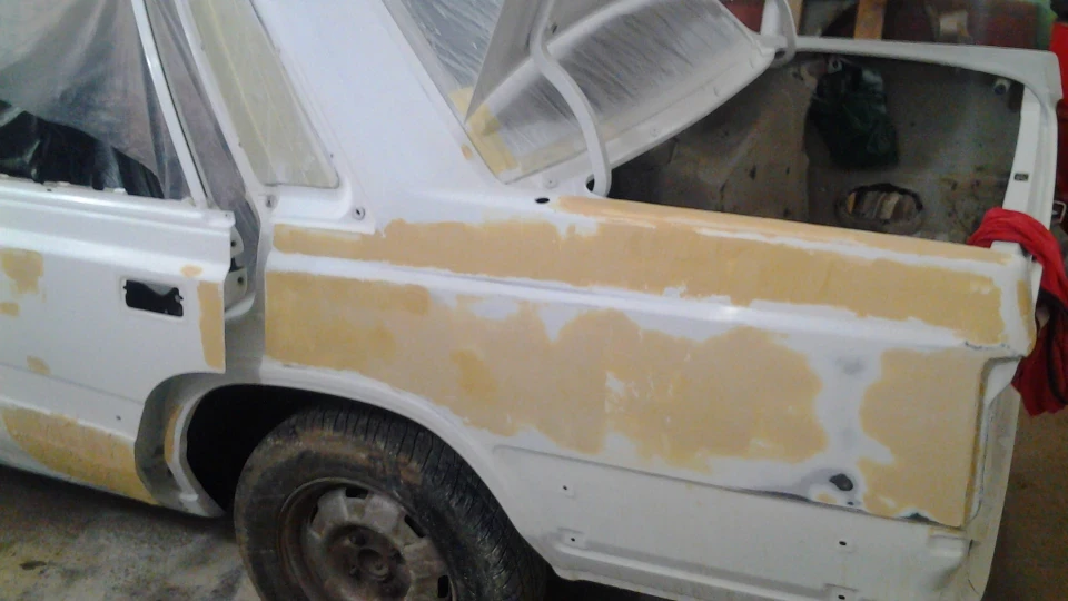 Nissan Laurel 3