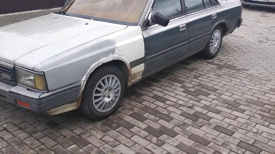 Nissan Laurel 2.8 d