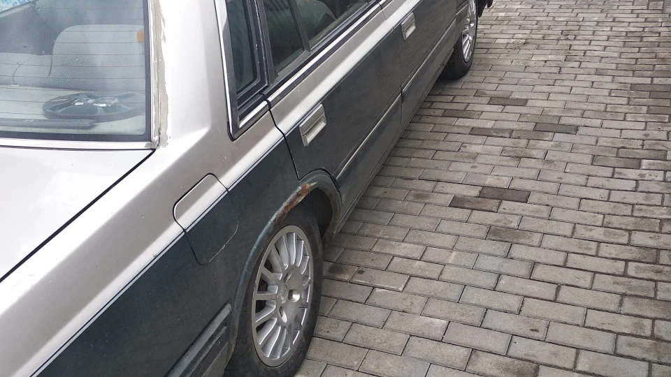 Nissan Laurel 2.8 d 3