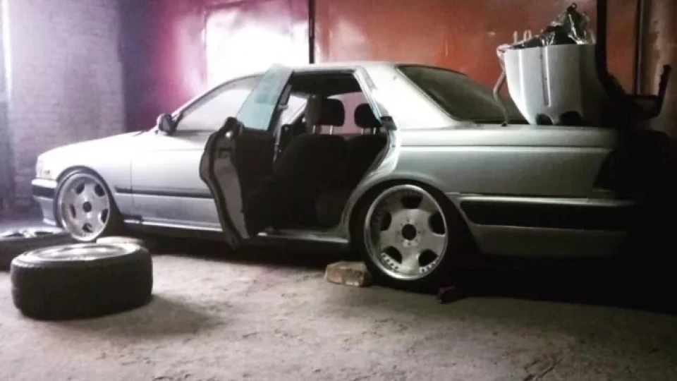 Nissan Laurel RB25DET