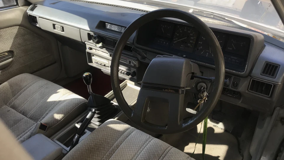 Nissan Laurel SGL 3