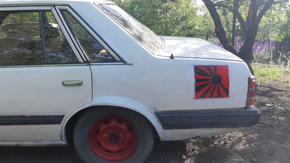 Nissan Laurel Відро з болтами 4