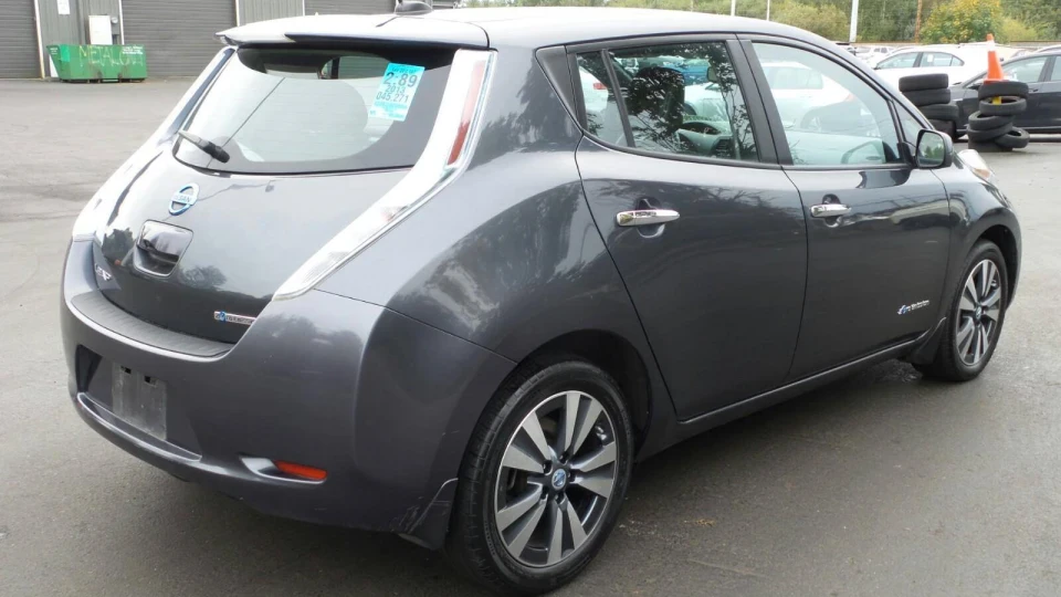 Nissan Leaf 3