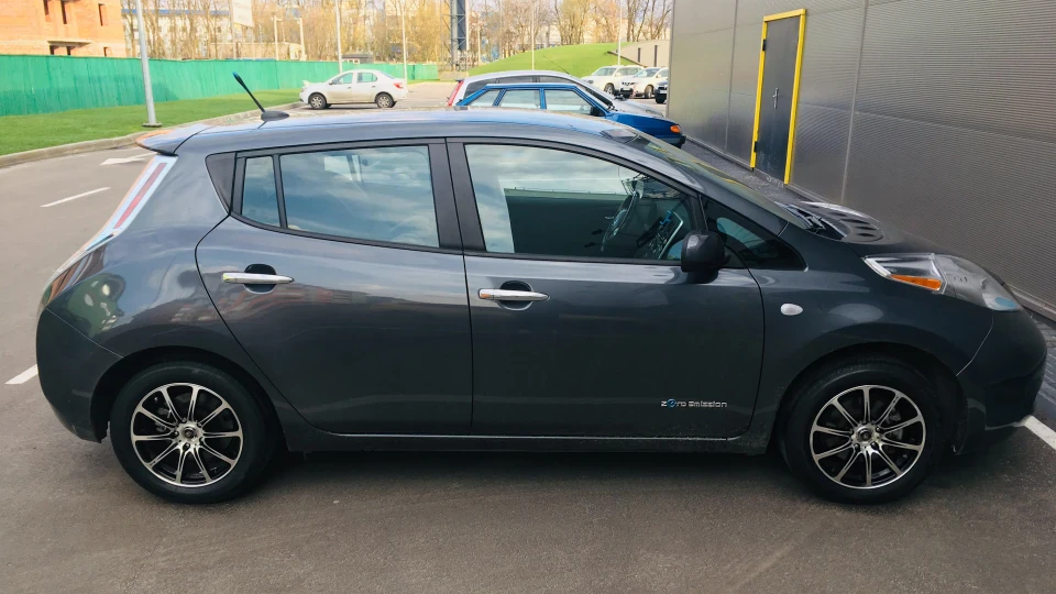 Nissan Leaf 2