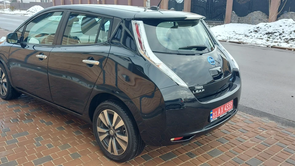 Nissan Leaf 3