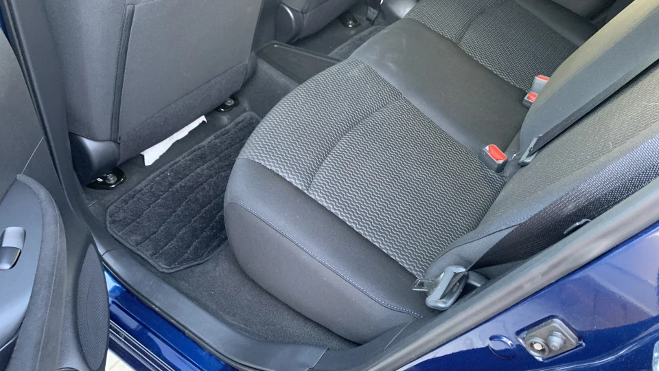 Nissan Leaf 4