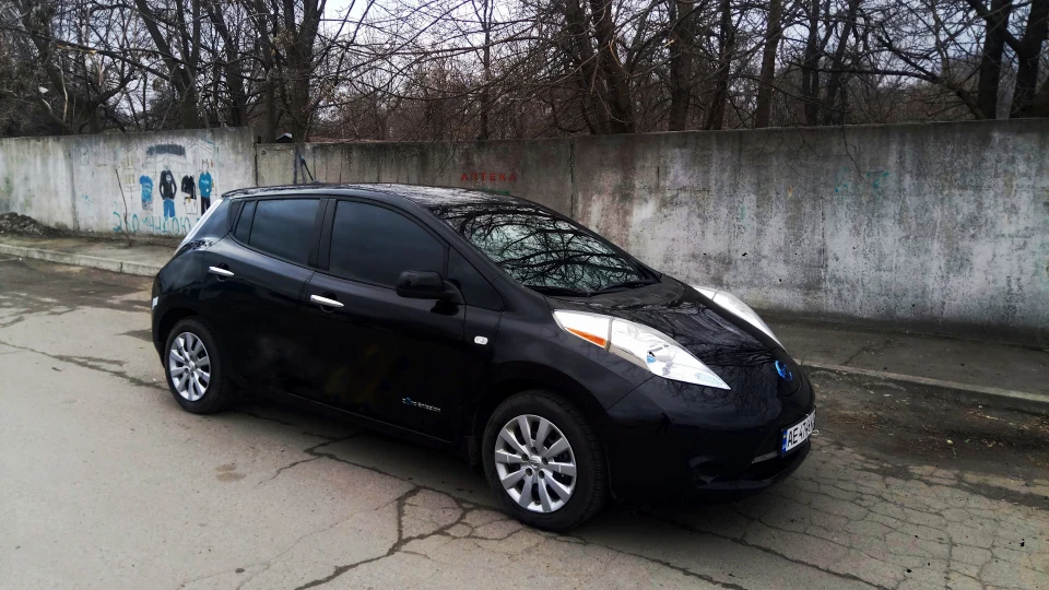 Nissan Leaf КОЛІР НАСТРОЮ ЧОРНИЙ 4
