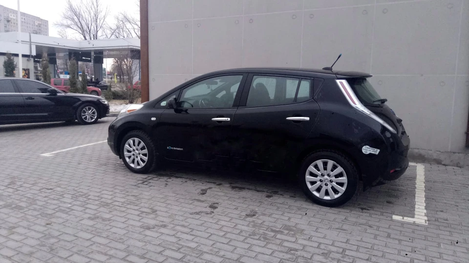 Nissan Leaf КОЛІР НАСТРОЮ ЧОРНИЙ 5