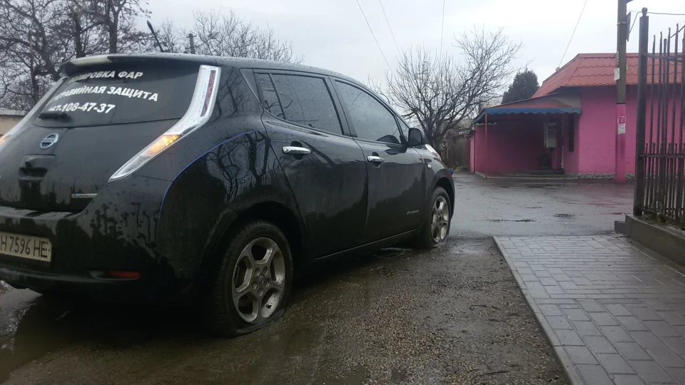 Nissan Leaf Економічка