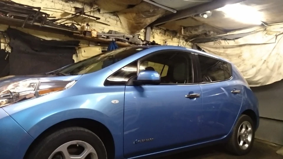 Nissan Leaf Ліфка 5