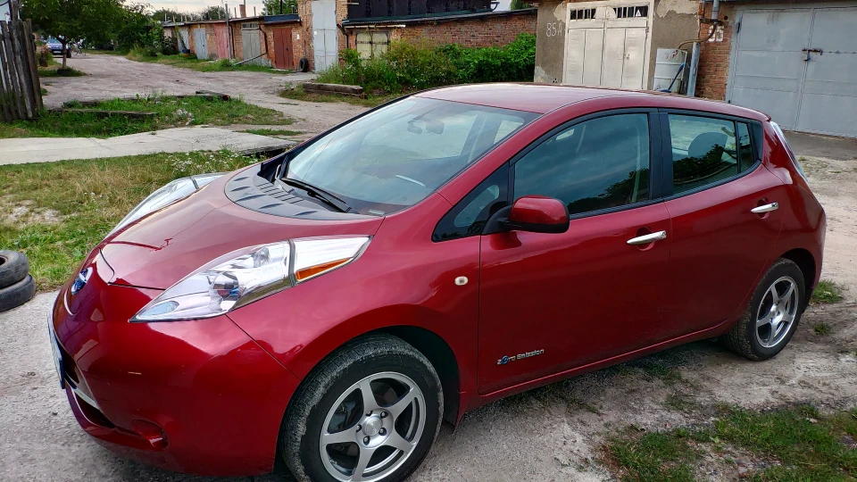 Nissan Leaf Nissan Leaf S 2