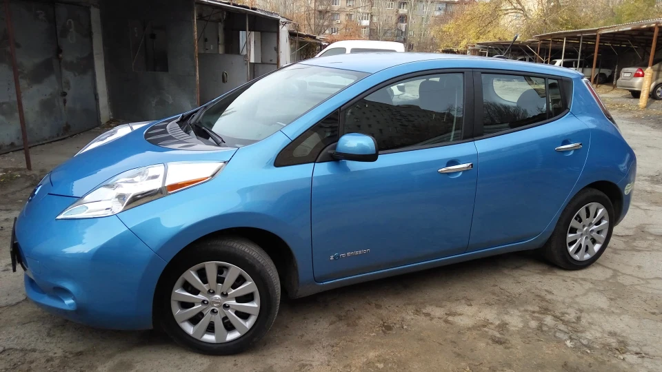 Nissan Leaf Ocean Blue, компл. S 4