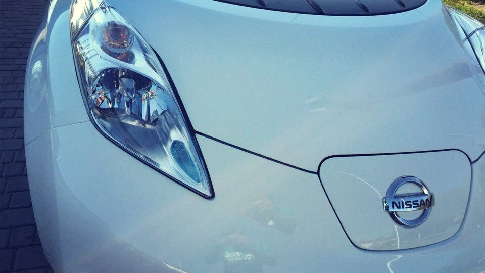 Nissan Leaf S 5