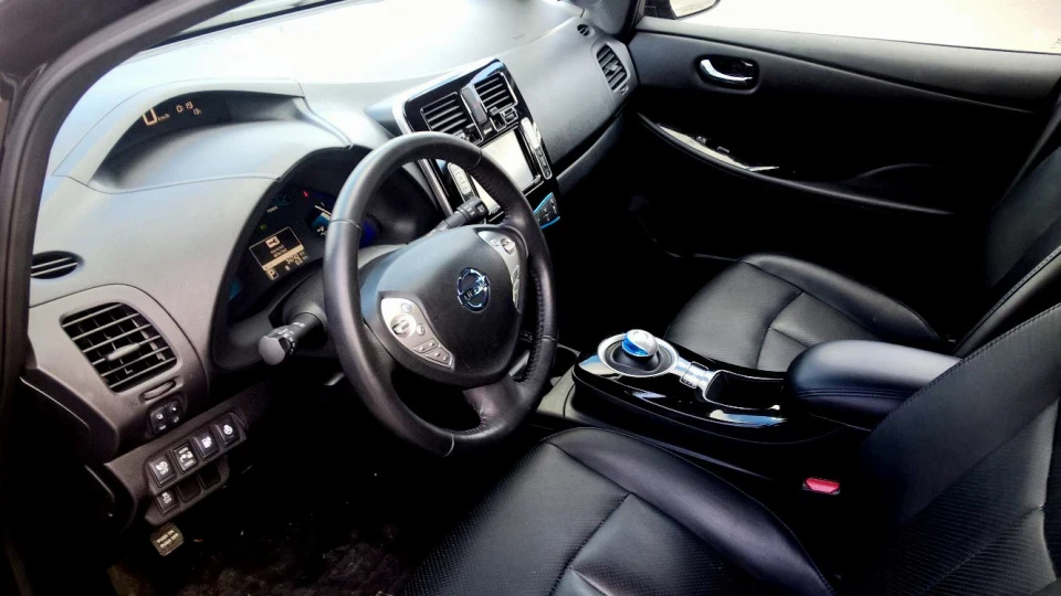 Nissan Leaf SL MAX 5
