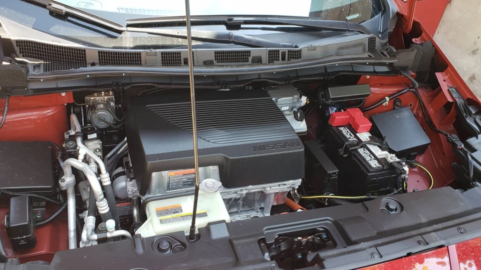 Nissan Leaf SL 3