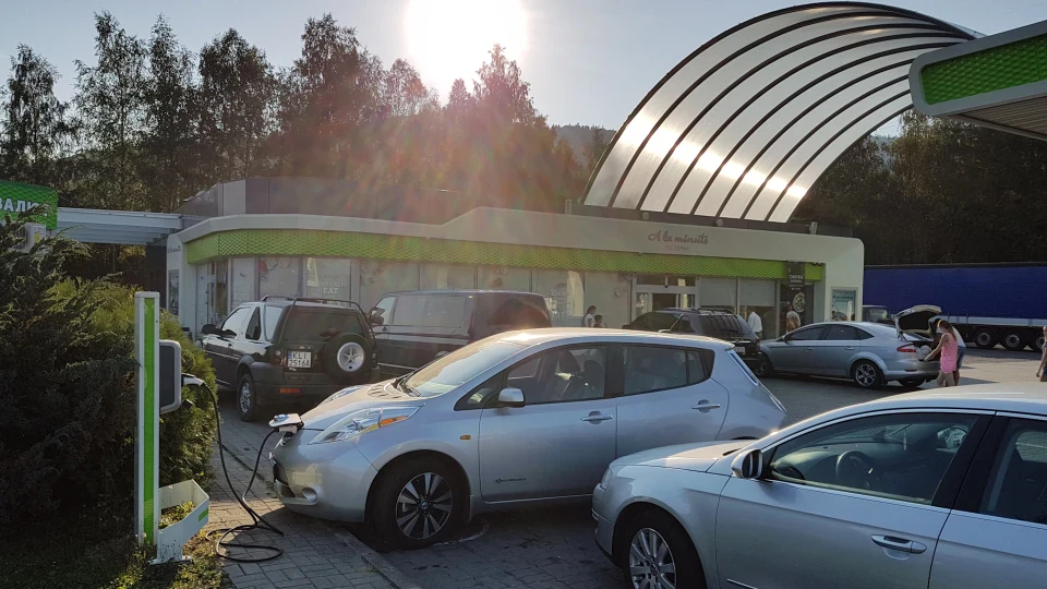Nissan Leaf SL 3
