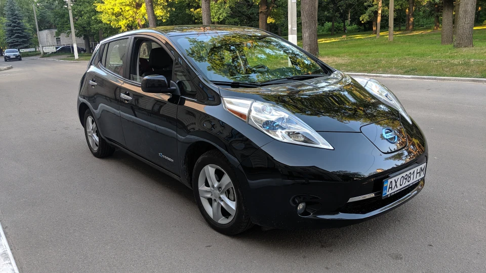 Nissan Leaf SL
