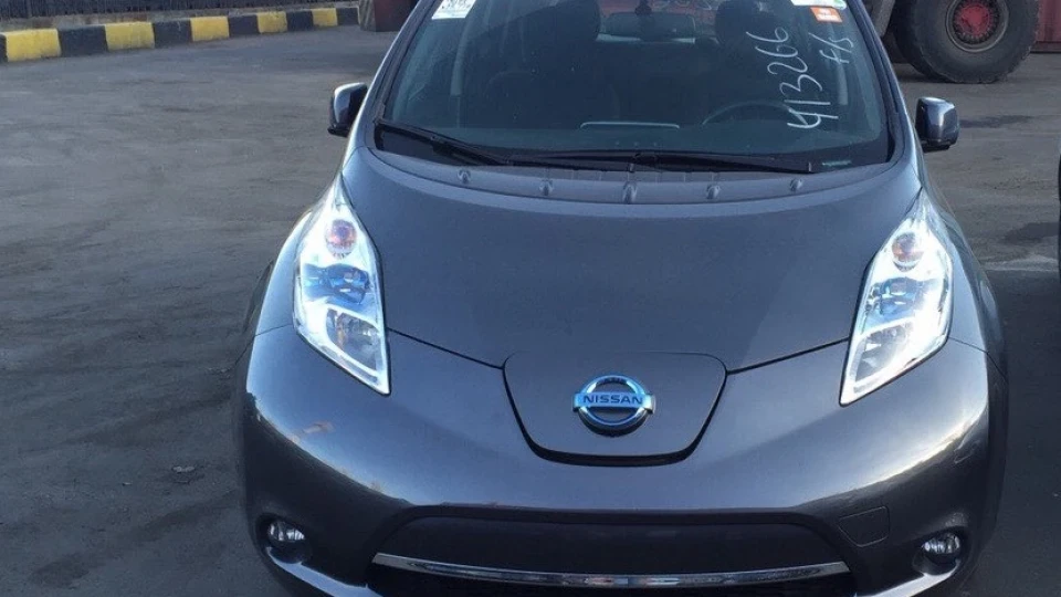Nissan Leaf SV Електричка 5