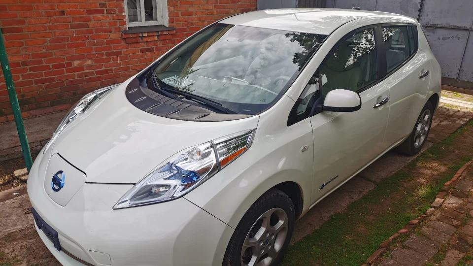 Nissan Leaf SV