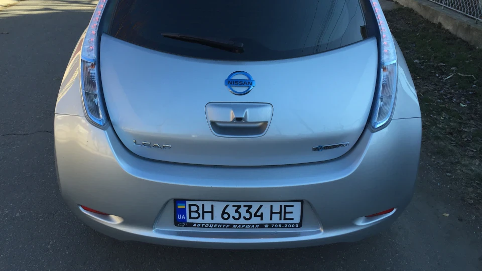 Nissan Leaf SV 3