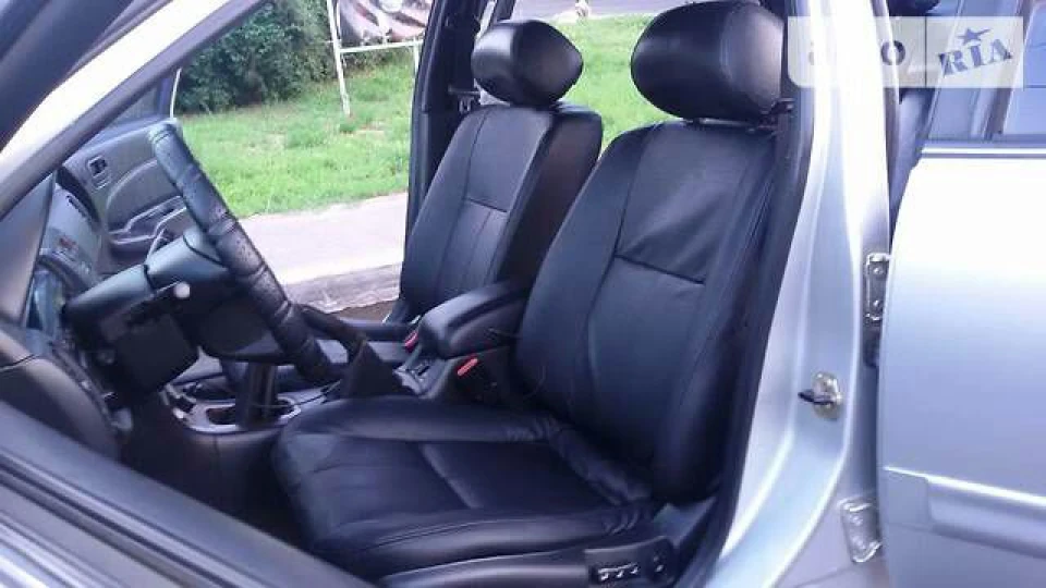 Nissan Maxima QX 2