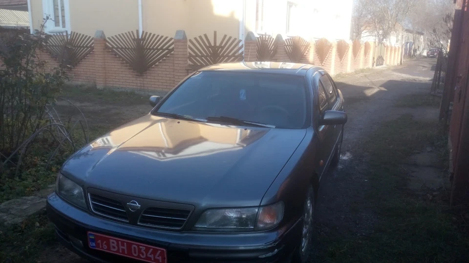 Nissan Maxima QX