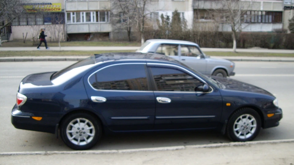 Nissan Maxima QX