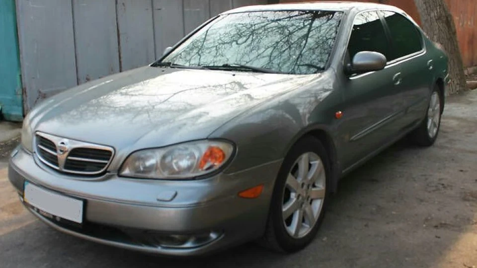 Nissan Maxima QX