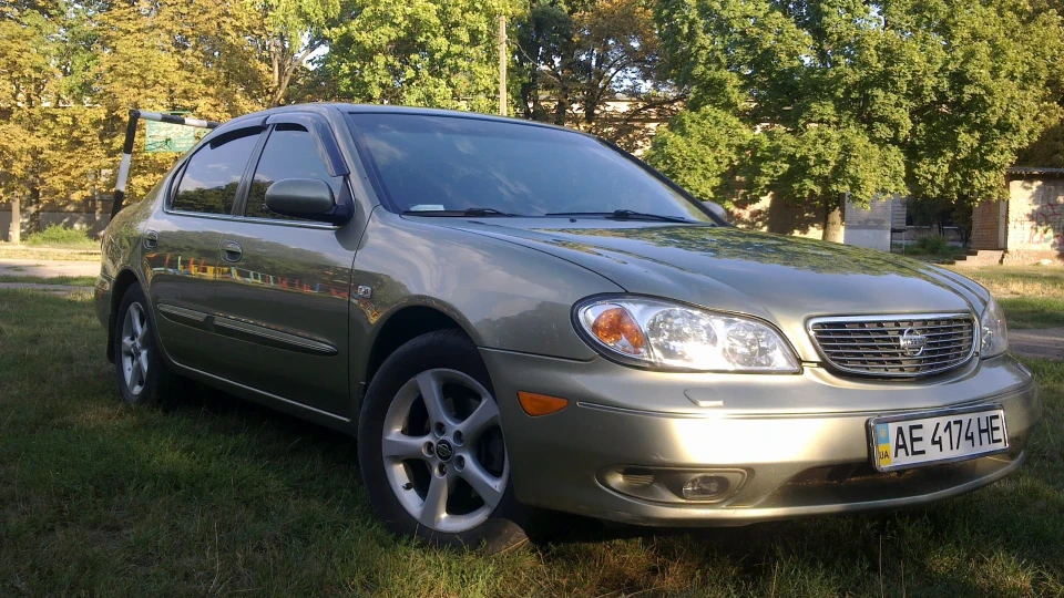 Nissan Maxima QX 3