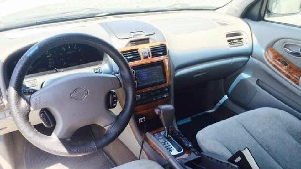 Nissan Maxima QX 3