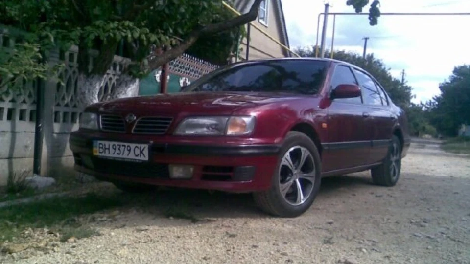 Nissan Maxima QX 5