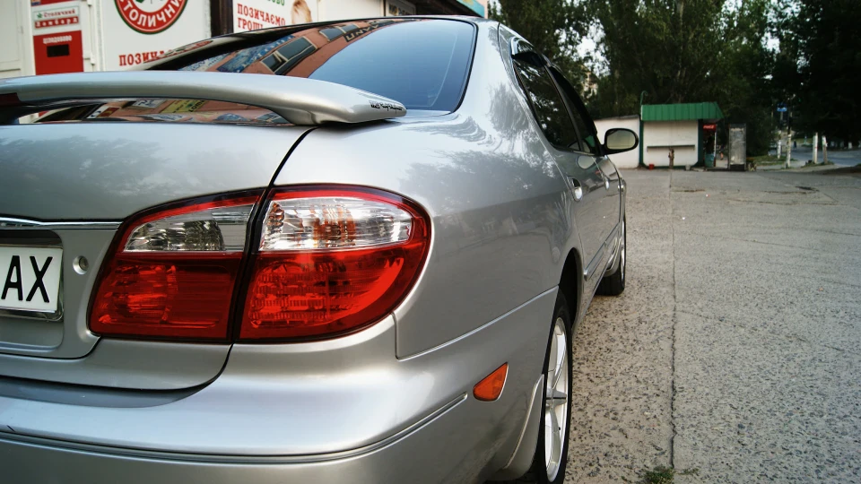 Nissan Maxima QX 3