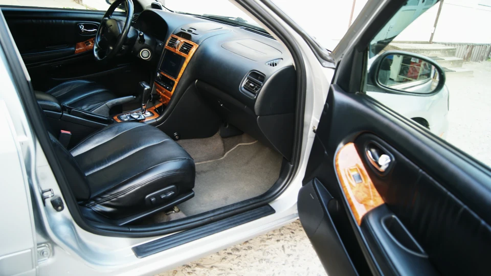 Nissan Maxima QX 4