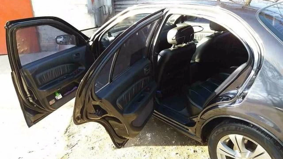 Nissan Maxima QX 3