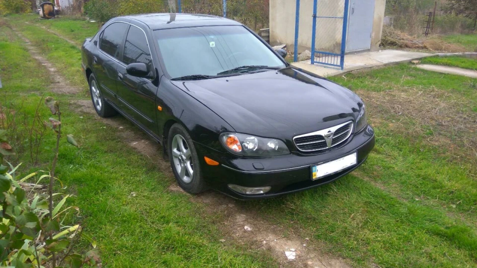 Nissan Maxima QX