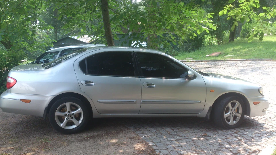 Nissan Maxima QX