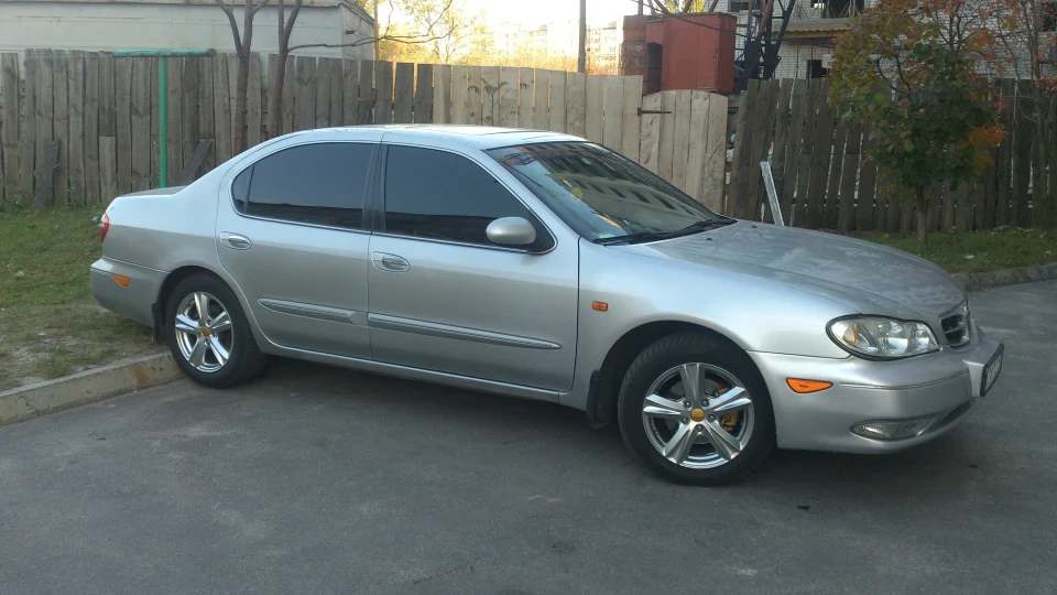Nissan Maxima QX 4
