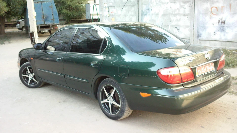 Nissan Maxima QX 3