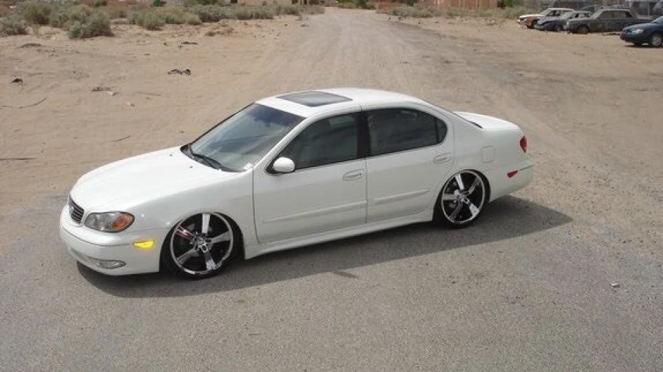 Nissan Maxima QX 3