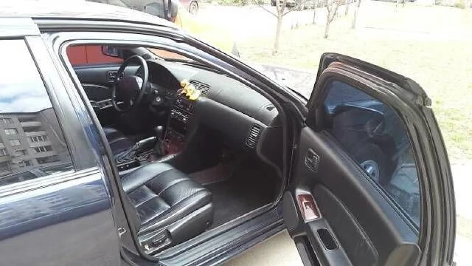 Nissan Maxima QX 2