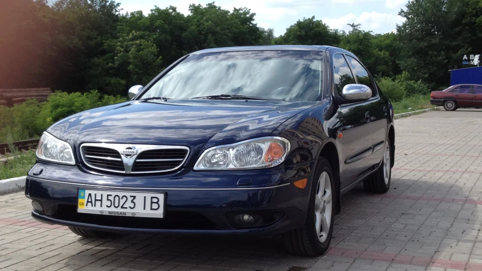 Nissan Maxima QX 3