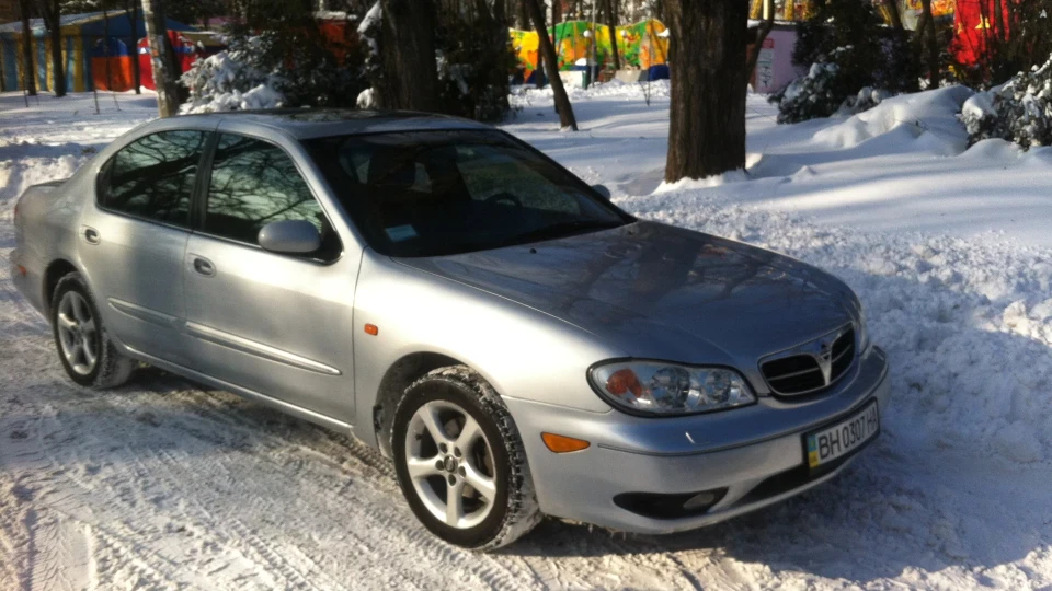 Nissan Maxima QX 3