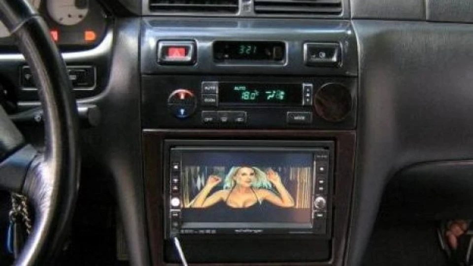 Nissan Maxima QX 4
