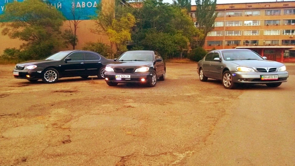 Nissan Maxima QX 2