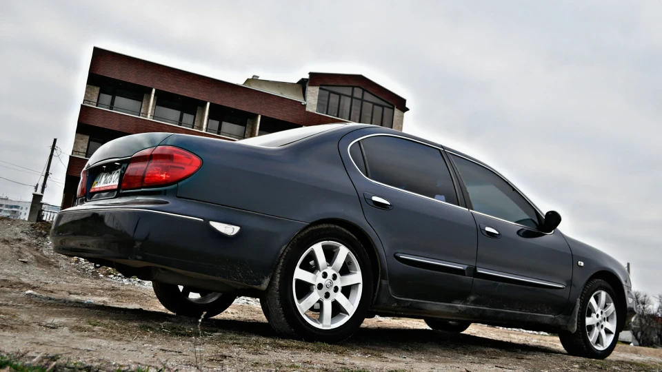 Nissan Maxima QX 4