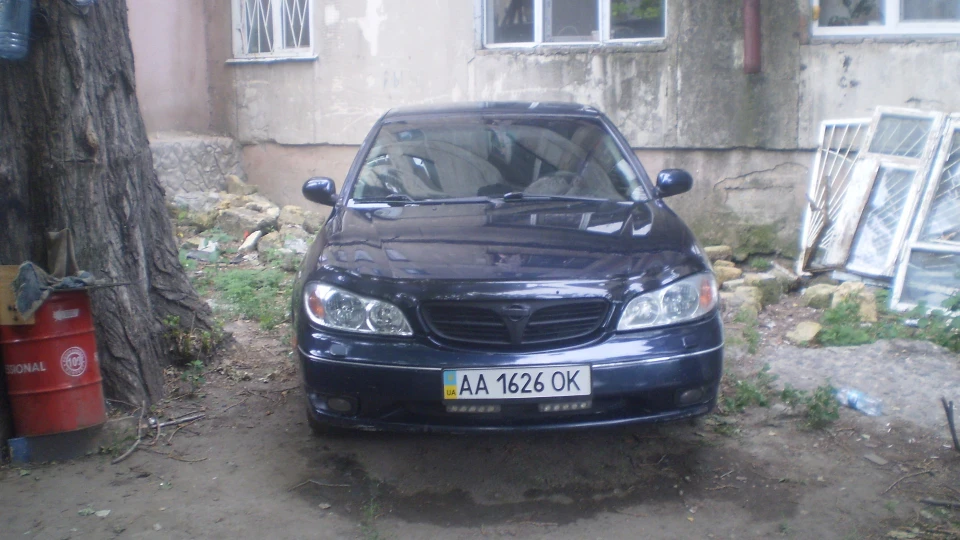 Nissan Maxima QX 5