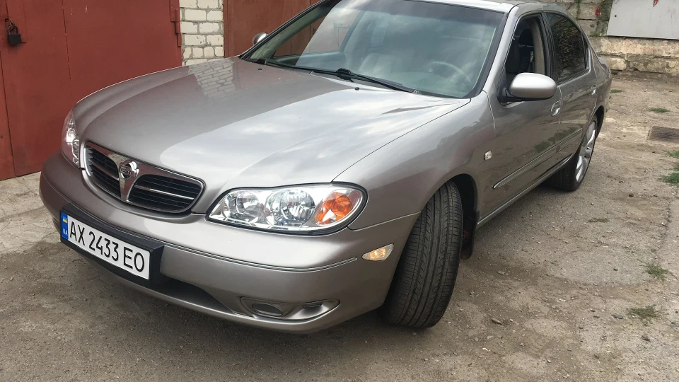 Nissan Maxima QX 4