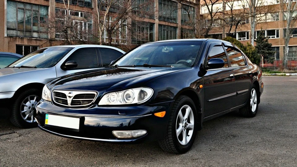 Nissan Maxima QX