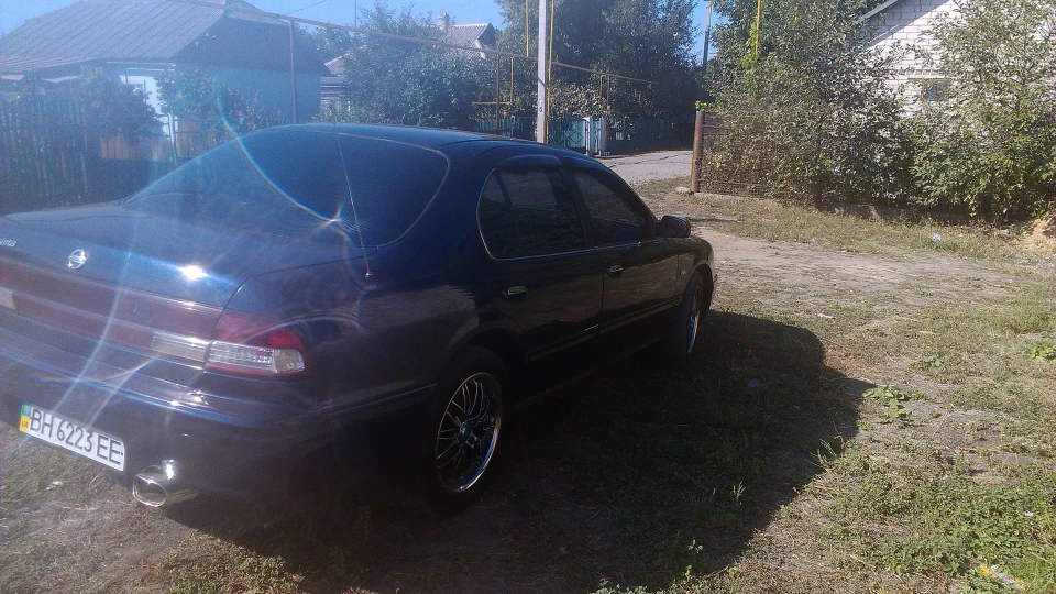 Nissan Maxima QX 4