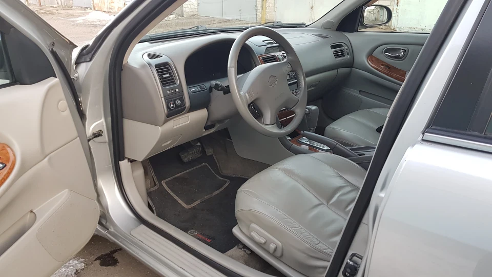 Nissan Maxima QX 2 літри газ/бензин АКПП 2